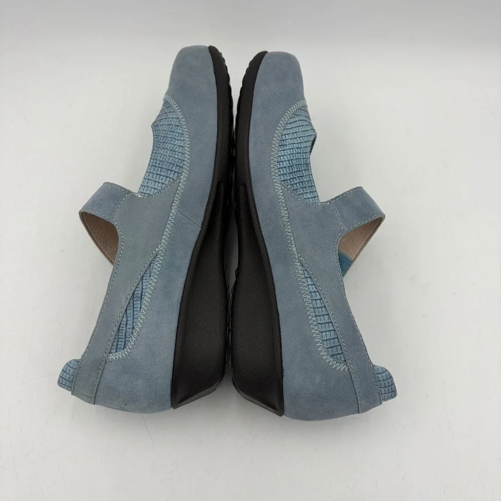 Drew Mary Janes Genoa Flats Women 9.5W WIDE Blue Suede Adjust Comfort Orthopedic